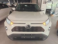 Toyota RAV4 2.0L CVT FWD Urban Edition - ფოტო 3