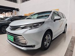 Toyota Sienna 2023 2.5L Hybrid Comfort Edition - ფოტო 1