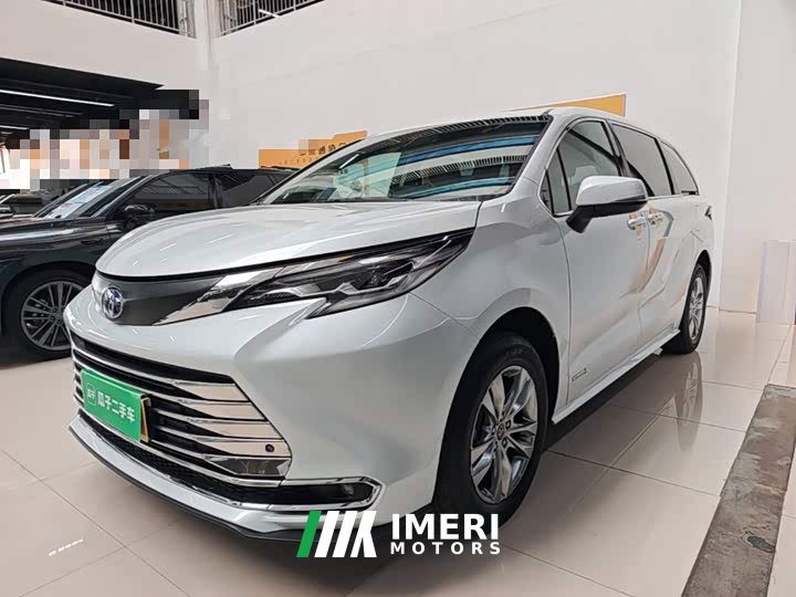 Toyota Sienna 2.5L Hybrid Comfort Edition