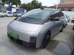 Li Auto Li Xiang MEGA Ultra - ფოტო 2