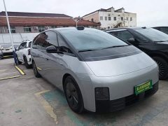 Li Auto Li Xiang MEGA Ultra - ფოტო 4
