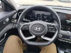 Hyundai Elantra 2023 1.5L CVT Luxury - ფოტო 11