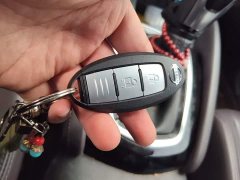 Nissan Qashqai 2.0L CVT Luxury - ფოტო 12