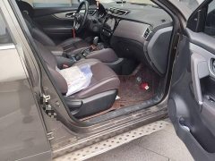 Nissan Qashqai 2.0L CVT Luxury - ფოტო 18