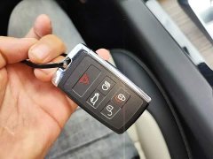 Land Rover Discovery Sport 249PS R-Dynamic S Performance 5-Seater - ფოტო 9