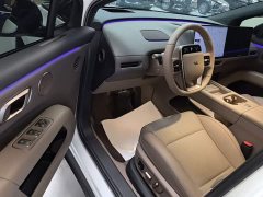 Li Auto i6 2025 Two-Wheel Drive Standard - ფოტო 16
