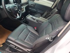 Honda Odyssey 2.0L e:HEV Luxury - ფოტო 15