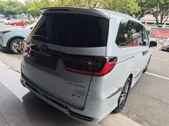 Honda Odyssey 2.0L e:HEV Luxury - ფოტო 7