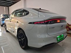 IM Motors Zhiji LS6 Pure Electric Max - ფოტო 5