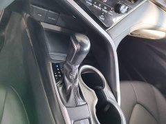 Toyota Camry 2.0G Luxury - ფოტო 14
