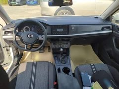 Volkswagen Lavida 1.5L Automatic Fashion Edition - ფოტო 10