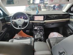 Volkswagen Passat 330TSI Luxury - ფოტო 10