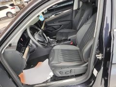 Volkswagen Passat 330TSI Luxury - ფოტო 15