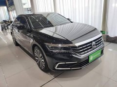 Volkswagen Passat 330TSI Luxury - ფოტო 4