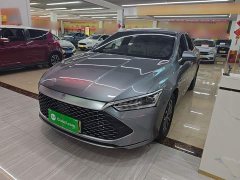 BYD Qin PLUS Glory Edition DM-i 55KM Leading - ფოტო 1