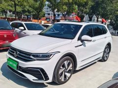 Volkswagen Tiguan L Facelift 380TSI Automatic AWD R-Line Comfort 7-Seater - ფოტო 1