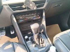 Volkswagen Tiguan L Facelift 380TSI Automatic AWD R-Line Comfort 7-Seater - ფოტო 14