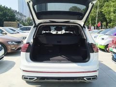 Volkswagen Tiguan L Facelift 380TSI Automatic AWD R-Line Comfort 7-Seater - ფოტო 19