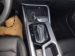 Geely Emgrand 4th Generation 1.5L CVT Luxury - ფოტო 14