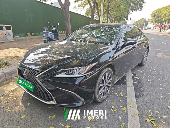 Lexus ES 200 Excellence Edition - ავტომობილი ჩინეთიდან