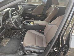 Lexus ES 200 Excellence Edition - ფოტო 15