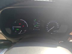 Toyota Sienna 2021 2.5L Hybrid Premium Edition - ფოტო 4