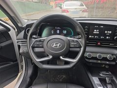 Hyundai Elantra 2023 1.5L CVT GLX Elite - ფოტო 11