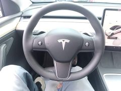 Tesla Model Y Rear-Wheel Drive - ფოტო 11