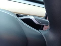 Tesla Model Y Rear-Wheel Drive - ფოტო 14