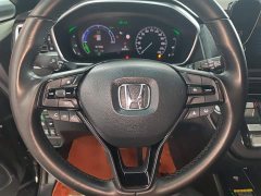 Honda Odyssey 2.0L e:HEV Luxury - ფოტო 11