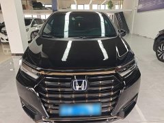 Honda Odyssey 2.0L e:HEV Luxury - ფოტო 3