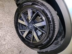 BYD Song Pro New Energy DM-i 71KM Glory Edition Pilot - ფოტო 12