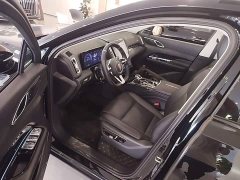 FAW Red Flag HS3 PHEV 117km Dynamic Edition - ფოტო 16