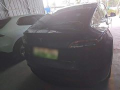 Tesla Model Y Long Range All-Wheel Drive 3D7 - ფოტო 6