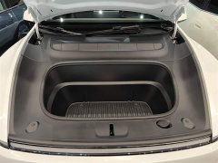 Tesla Model Y Rear-Wheel Drive - ფოტო 16