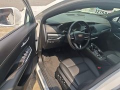 Cadillac XT4 28T FWD Luxury - ფოტო 12