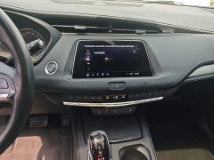Cadillac XT4 28T FWD Luxury - ფოტო 9