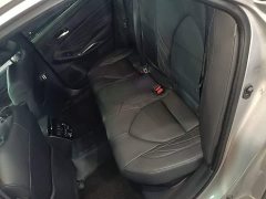 Toyota Avalon Hybrid 2.5L XLE Premium - ფოტო 13