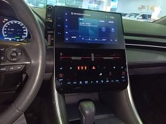 Toyota Avalon Hybrid 2.5L XLE Premium - ფოტო 9