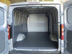 Wuling Yangguang 310KM Panel Van CATL Customized Edition - ფოტო 15