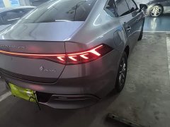 BYD Qin PLUS Glory Edition DM-i 55KM Leading - ფოტო 8