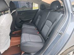 SAIC MG i5 1.5L Manual Comfort Edition - ფოტო 17