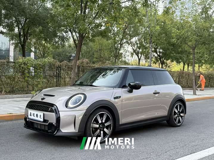 BMW MINI 2.0T COOPER S Artist