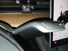 Tesla Model Y Standard Range RWD - ფოტო 10