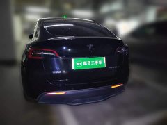 Tesla Model Y Standard Range RWD - ფოტო 3