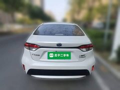 Toyota Corolla Hybrid 1.8H E-CVT Luxury - ფოტო 3