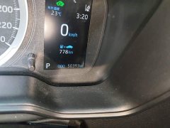 Toyota Corolla Hybrid 1.8H E-CVT Luxury - ფოტო 8