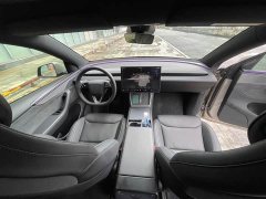 Tesla Model Y L 2025 Long Range All-Wheel Drive - ფოტო 9