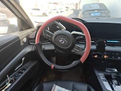 Hyundai Elantra 1.5L CVT Luxury - ფოტო 11