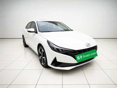 Hyundai Elantra 1.5L CVT Luxury - ფოტო 3